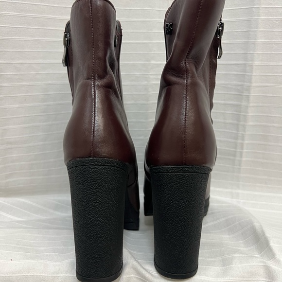 DNKY Tessi boot, zip up, red leather, size 8, chunk heel - Picture 5 of 10